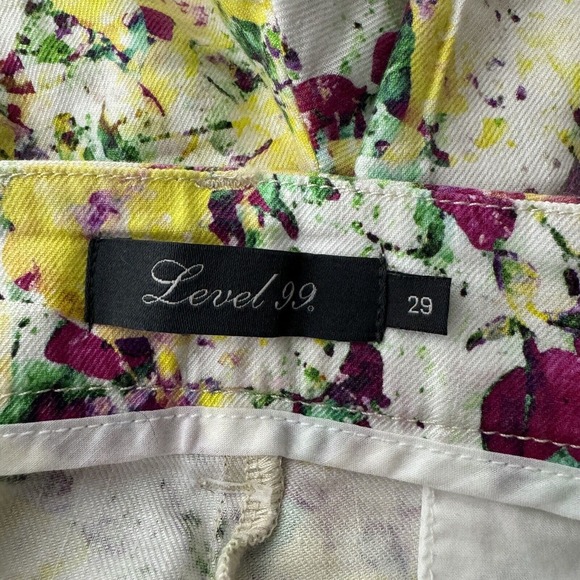 Level 99 Shorts Womens 6 29" Yellow Pink Floral Flower Bloom Chino Casual Preppy - Picture 5 of 7